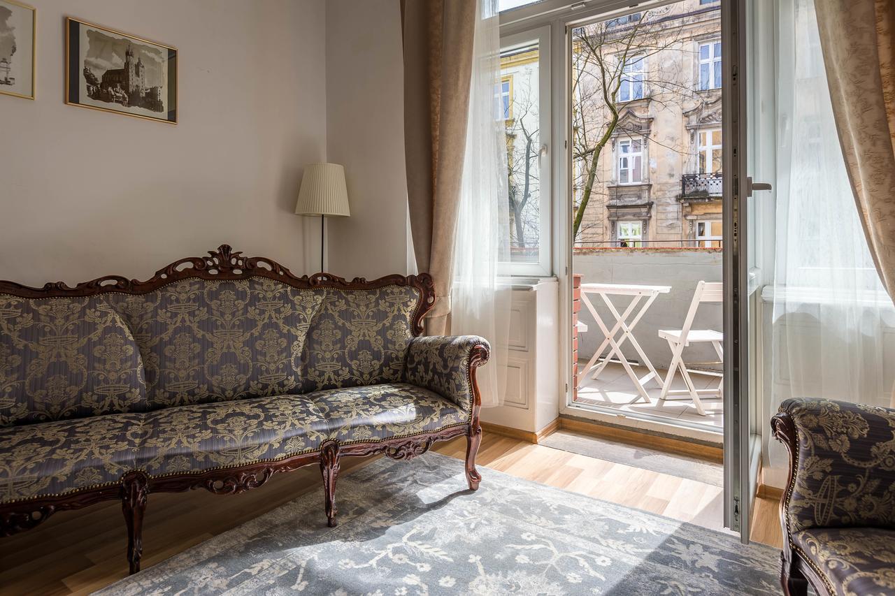 Fragola Budget Apartments & Rooms 克拉科夫 外观 照片
