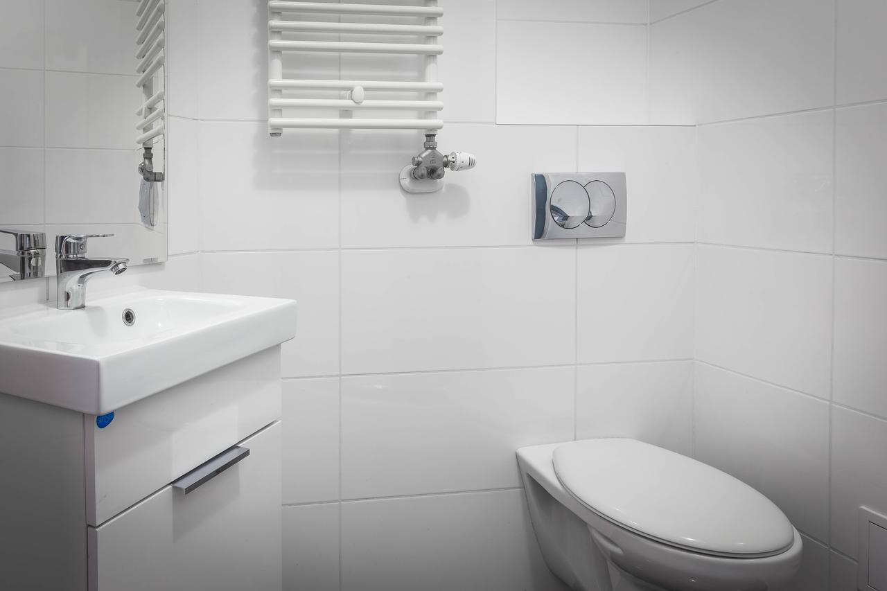 Fragola Budget Apartments & Rooms 克拉科夫 外观 照片