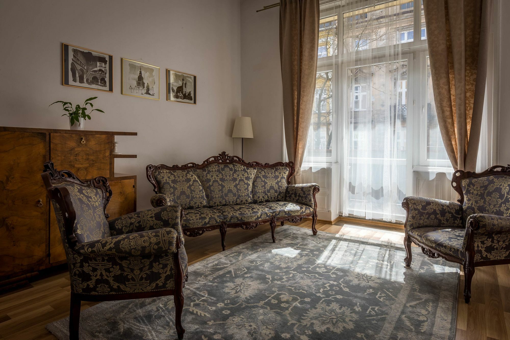Fragola Budget Apartments & Rooms 克拉科夫 外观 照片