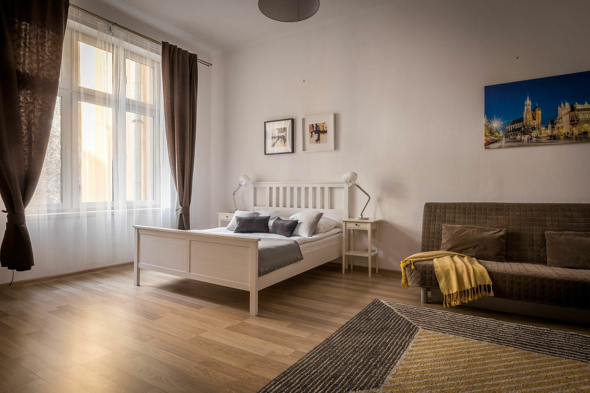 Fragola Budget Apartments & Rooms 克拉科夫 外观 照片